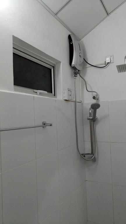 Leisure In 高尔 外观 照片